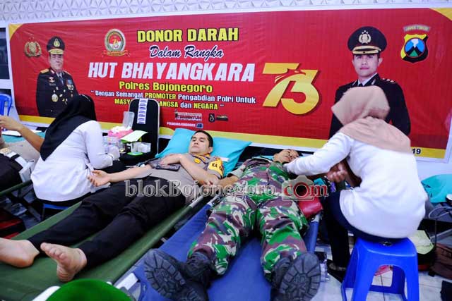 Polres Bojonegoro Menyelenggarakan Donor Darah