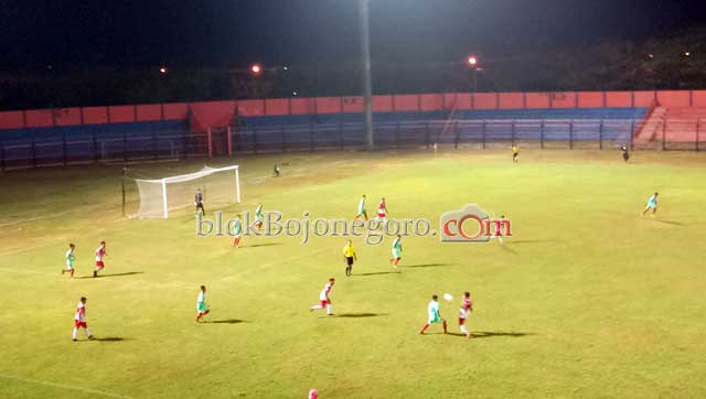 Sore, Kabupaten Bojonegoro Lawan Lumajang