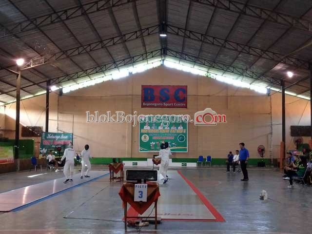 Berhasil Rebut Medali, Atlet Anggar Bojonegoro Alami Cedera