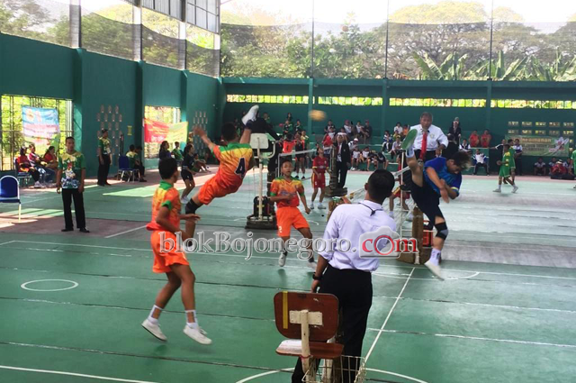 Bantai Probolinggo 2-0, Sepak Takraw Putri Masuk Semi Final