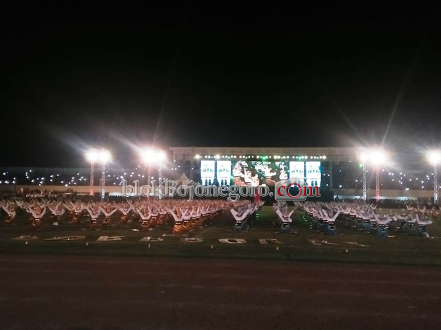 Mimpi Tidak Diam: Kisah Tarian Kolosal dan Genderang Perjuangan