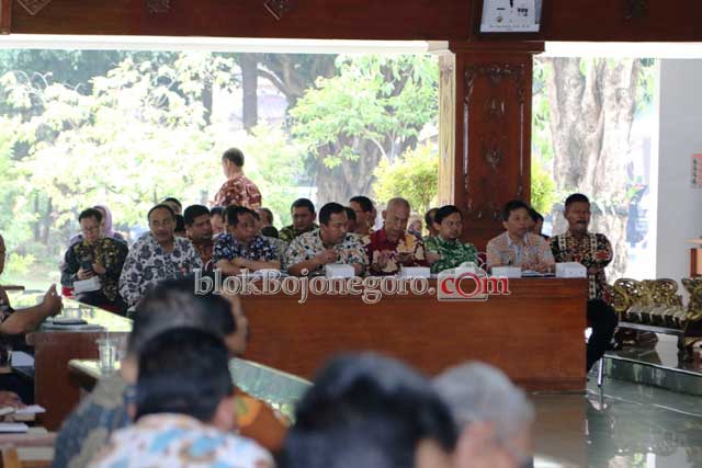 DPMD Berikan Pembinaan untuk Kades se Kabupaten Bojonegoro