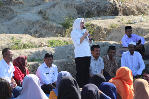 Warga Temayang Tasyakuran Pembuatan Sodetan Kali Gandong