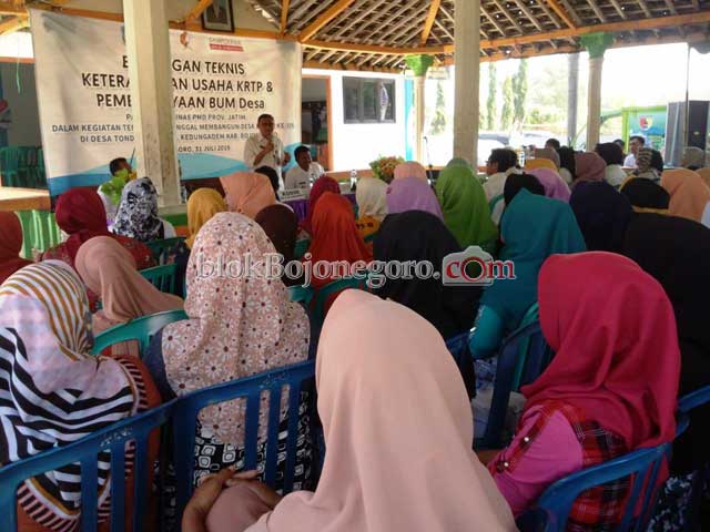Dinas PMD Jatim Berikan Bimtek Keterampilan Usaha di Tondomulo