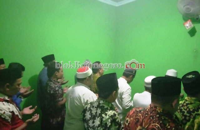 Berduka, DPC PPP Bojonegoro Langsung Adakan Salat Ghoib