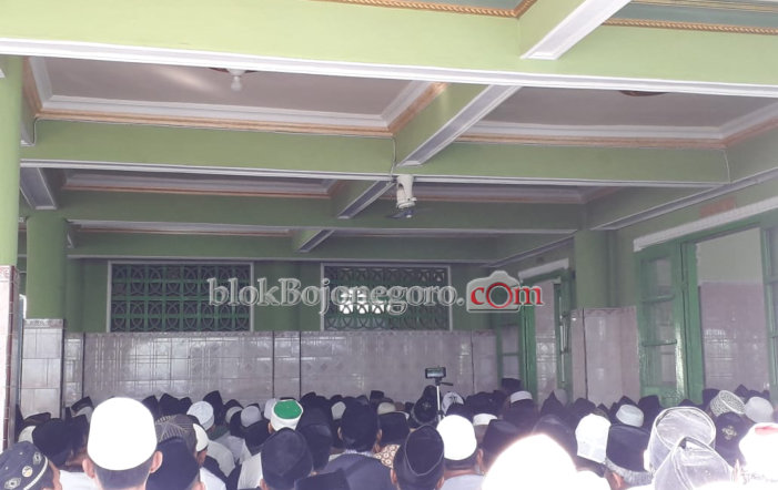 Ngaji Gus Baha: Ingin Dapat Ganjaran, Syaratnya Ikhlas