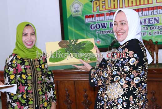 GOW Bojonegoro Perkenalkan Teknik Ecoprint