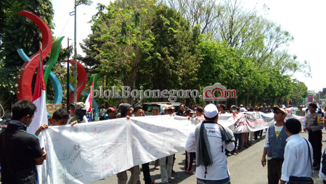 Bubarkan Diri, ini Selanjutnya yang Akan Dilakukan Massa
