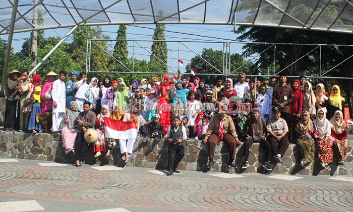 Refleksi Hari Kemerdekaan, SLB Putra Harapan Bagi Bendera