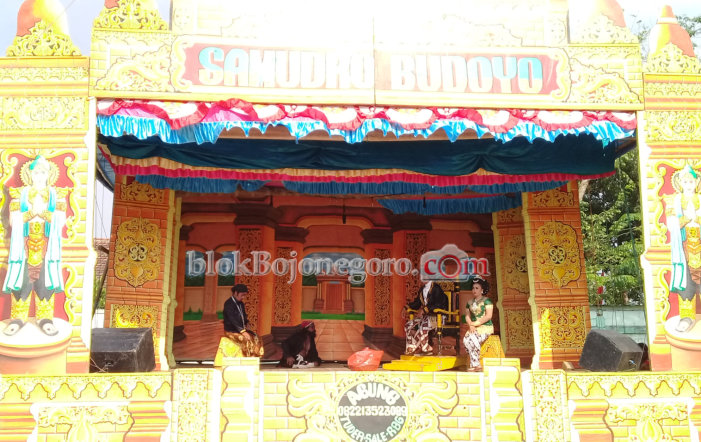 Ketoprak dan Festival Nasi Buwuhan  Meriahkan Puncak Agustusan Desa Kenep