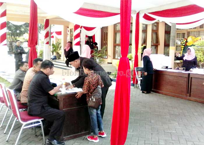 Undangan Pelantikan DPRD Mulai Datang