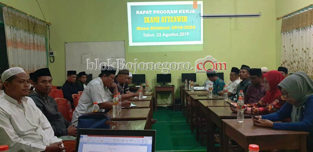 Raker IKAMI Attanwir untuk Kebesaran Pondok