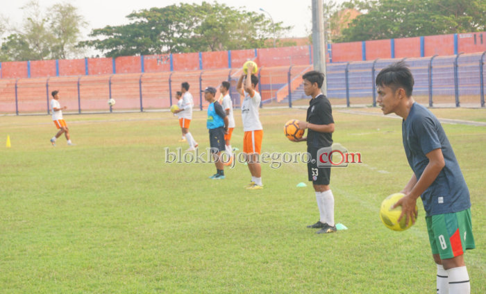 Lakukan Evaluasi, Empat Pemain Persibo Dicoret