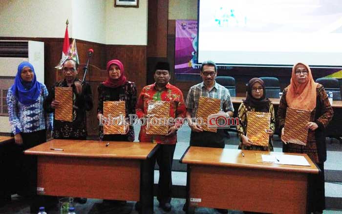 IKIP PGRI Bojonegoro Tandatangani Komitmen Implementasi Inklusi Kesadaran Pajak