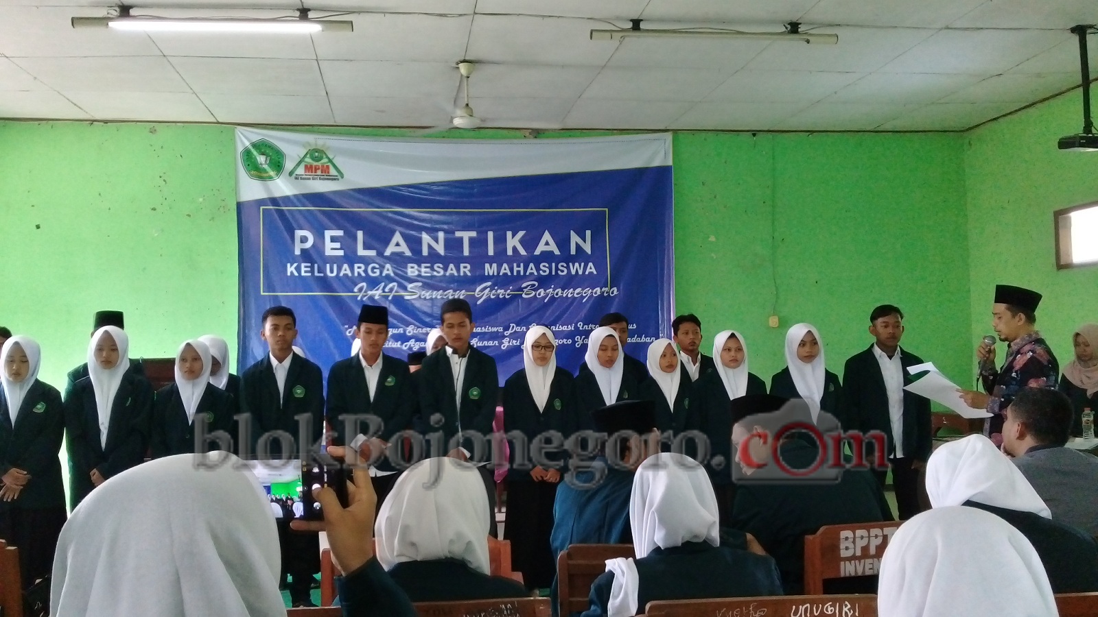 IAI Sunan Giri Bojonegoro Resmi Lantik Organisasi Kemahasiswaan