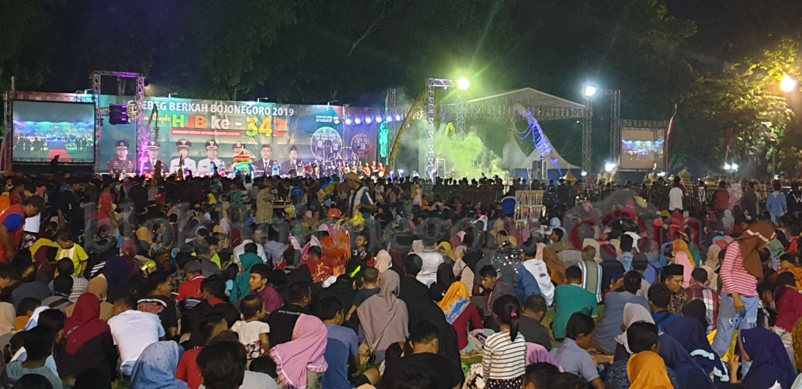 Tumpah Ruah di Grebek Berkah