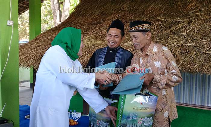 Mengawali Ziarah, Ini Makam Pertama yang Dituju Bupati