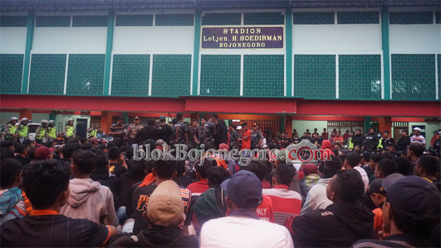Tak Lolos, Manajemen, Pelatih dan Pemain Persibo Minta Maaf