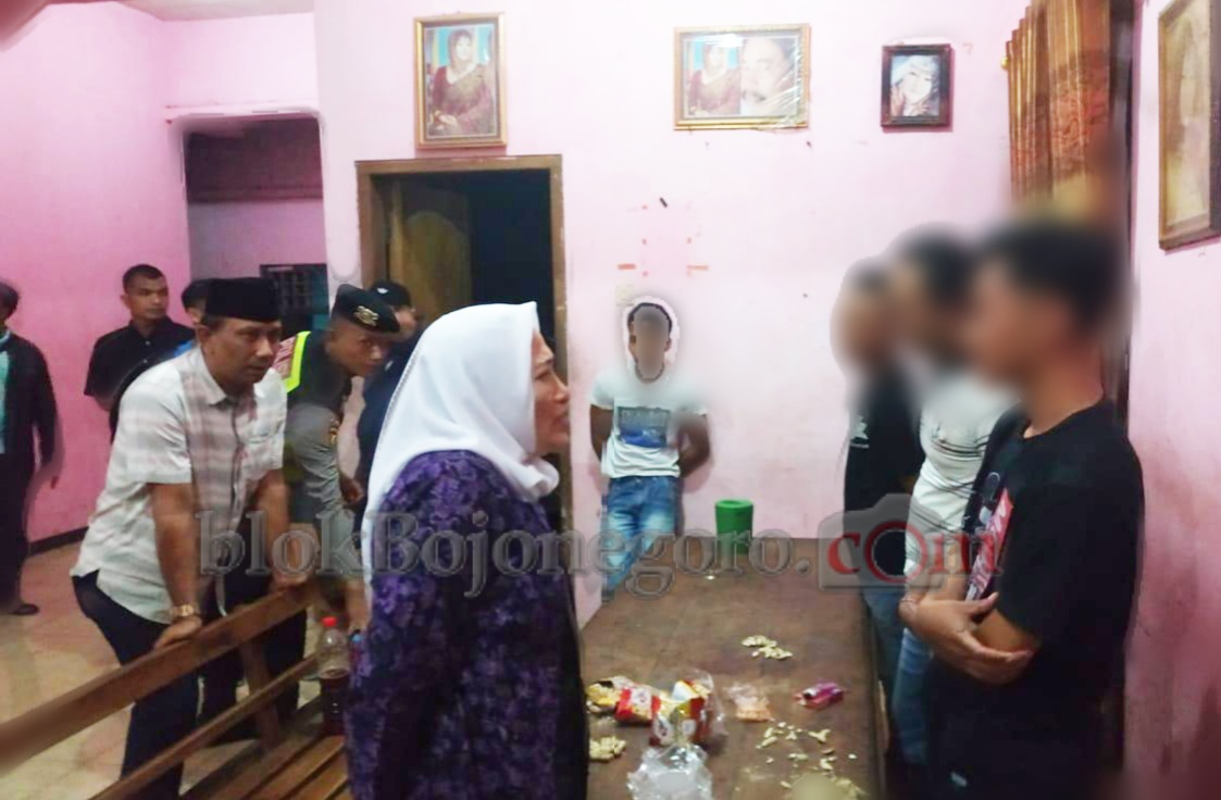 Dapat Laporan, Bupati Sidak Rumah Karaoke di Sukosewu