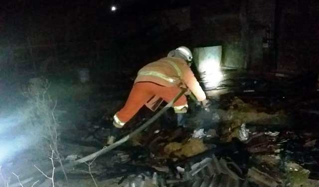 Diduga Akibat Bediang, Rumah di Ngrejeng Terbakar