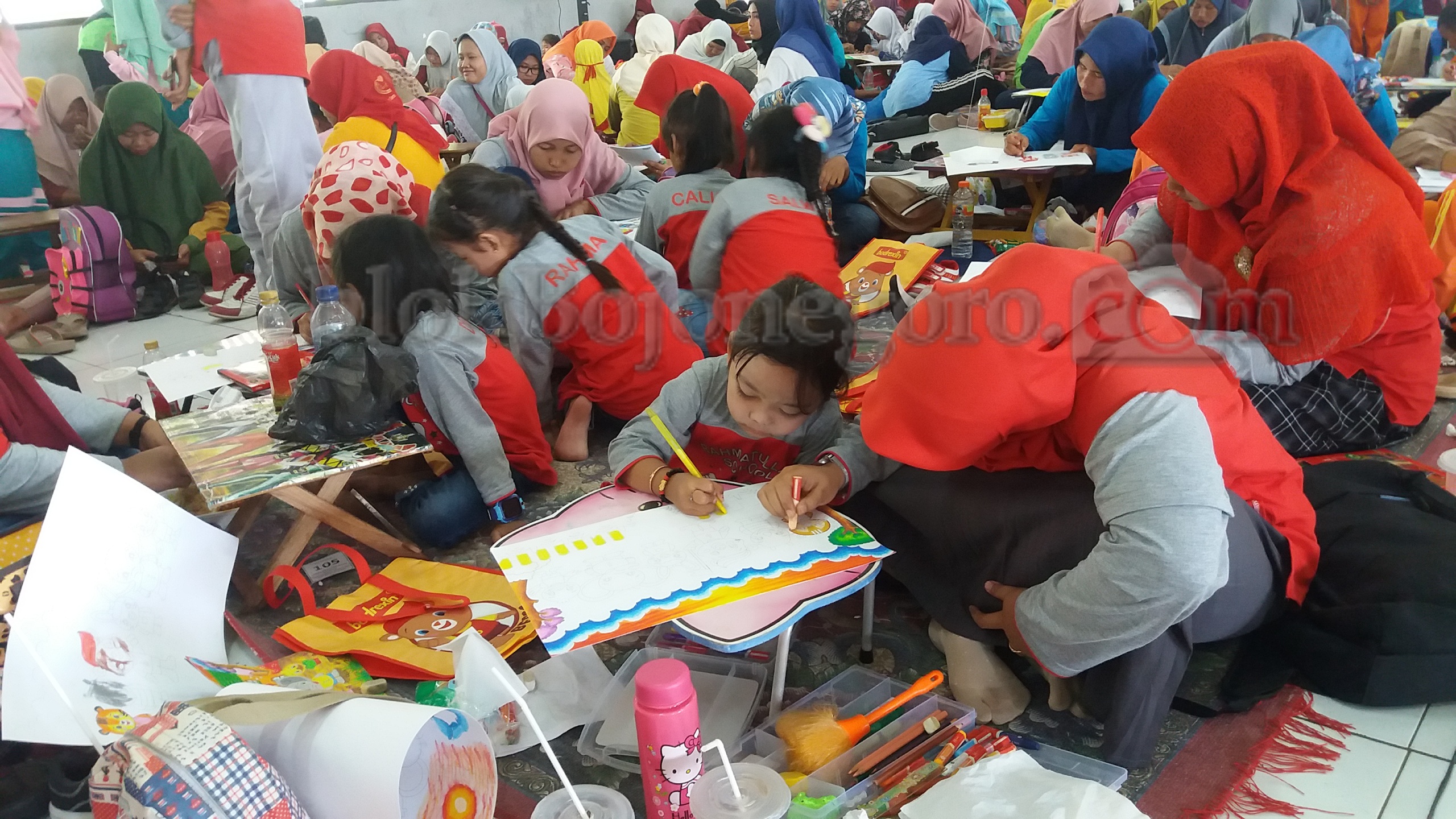 350 Siswa RA Se Bojonegoro Adu Kreasi dalam Lomba Mewarnai