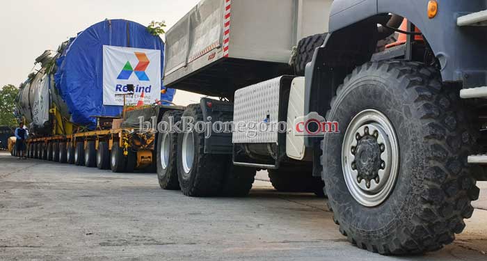 154 Ban Bawa Alat Jumbo Proyek Gas