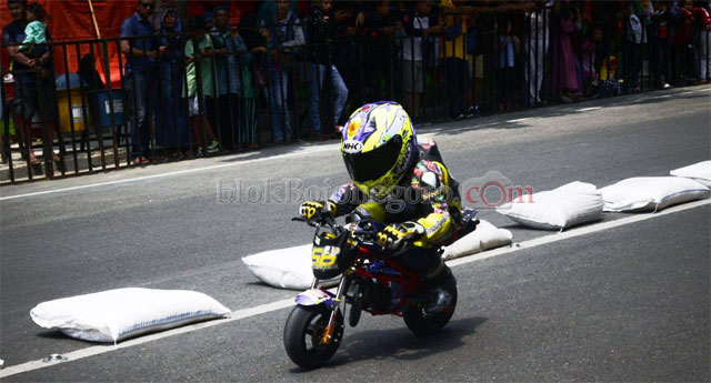 Rider Cilik Ikut Roadrace
