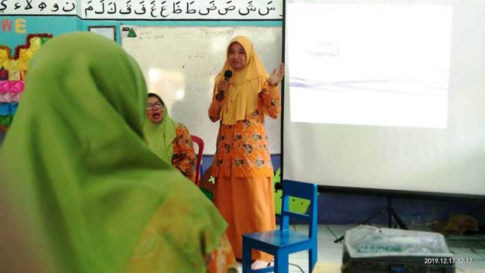 Gugus 08 Kecamatan Kota Gelar Seminar Branding School