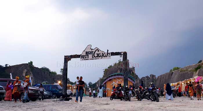 Mendung di Lembah Cinta Gajah