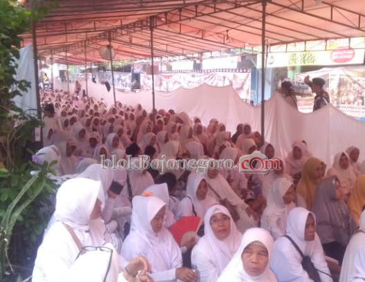 Maulid Akbar, Jalan Veteran Buka Tutup