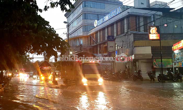 Intensitas Hujan 2 Bulan Diprediksi Capai 301 Milimeter per Detik