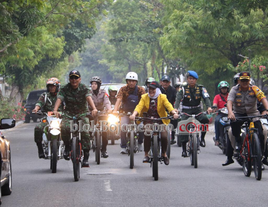 Bersepeda Pantau Natal Tahun 2019