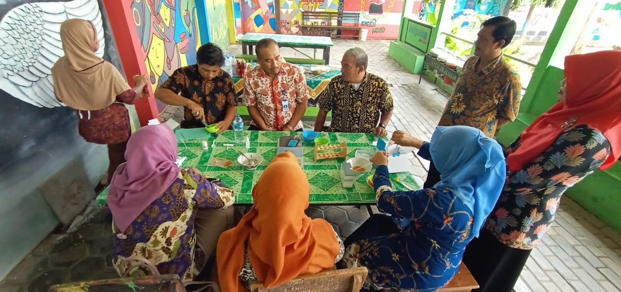 Tim Gabungan Dinas Lakukan Sidak 3 Kantin Sekolah