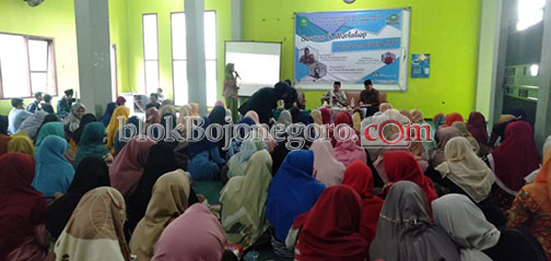 274 Mahasiswa Ikuti Seminar dan Workshop PTK Himafata
