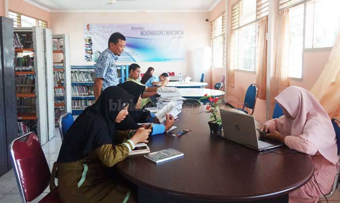 2019 Target Pengunjung Perpusda Terpenuhi Dominasi Usia 17-25 Tahun