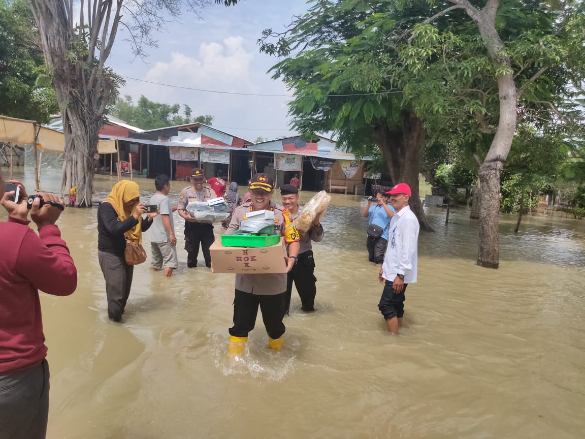 Air Sungai Meluap, Pasar Sroyo Banjir