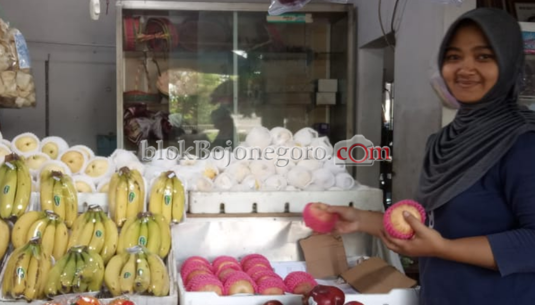Dampak Virus Corona, Harga Buah Impor dari Tiongkok Meroket