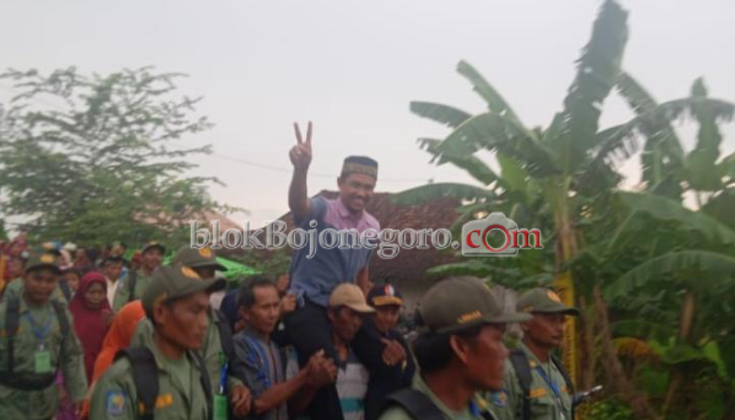 Terpilih Jadi Kades, Pria Ini Diarak Keliling Kampung