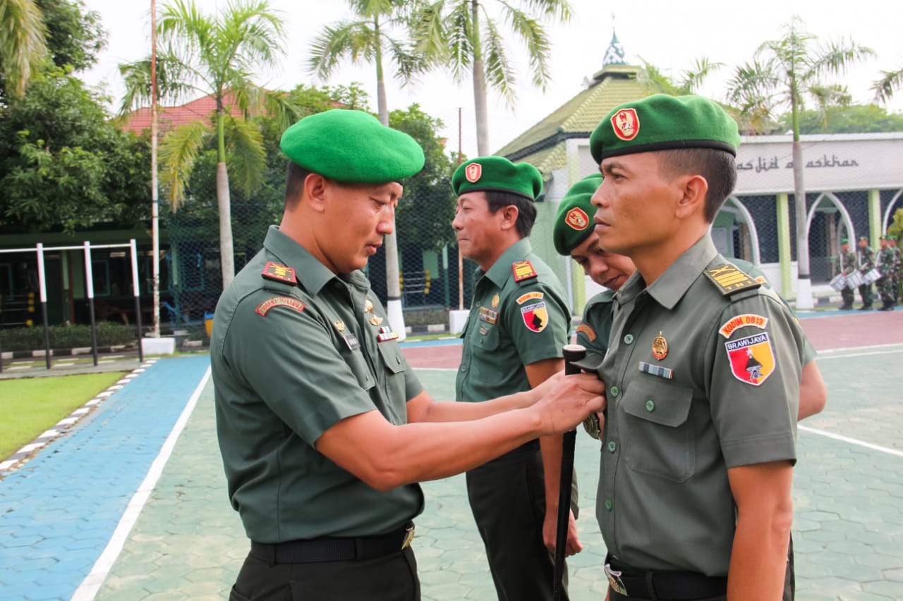 Dandim Bojonegoro Pimpin Sertijab Perwira Staf dan Danramil Jajaran
