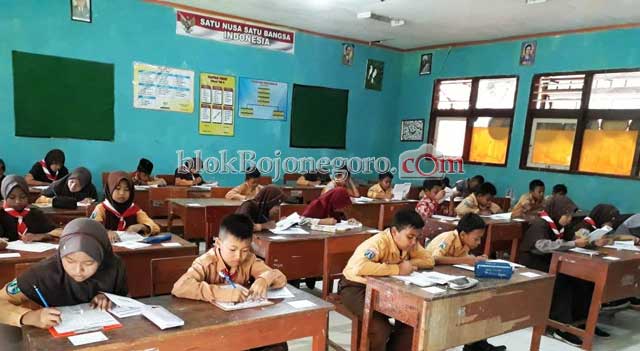 599 Siswa SD/MI Se-Bojonegoro Ikuti Olimpiade di SMPN 1 Kapas