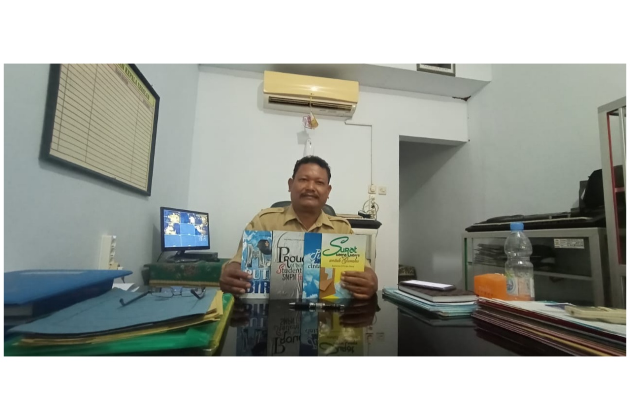 Sekolah Ini Rilis 24 Buku Karya Siswa dan Guru