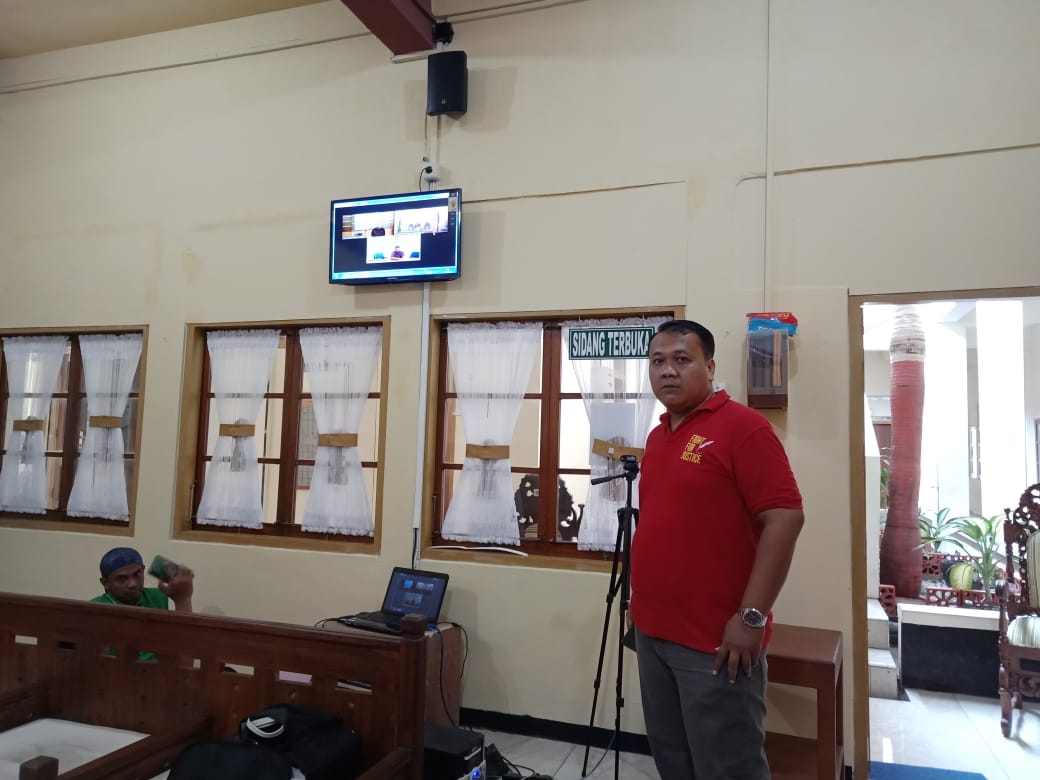 Kurangi Kerumunan, Persidangan Lewat Video Conference