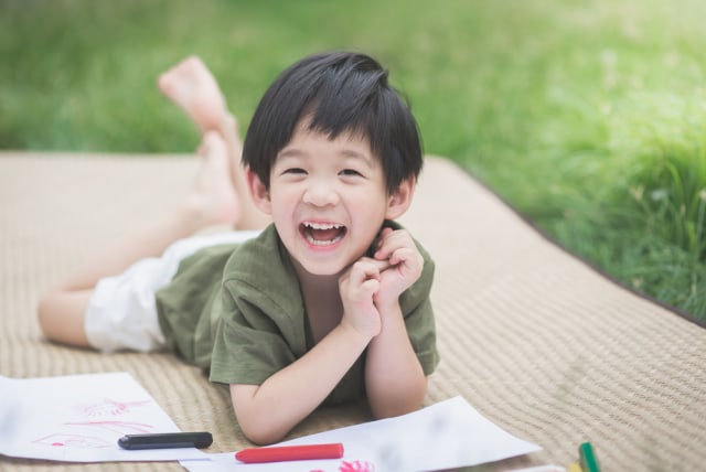 Mengapa Kebahagiaan Penting dalam Tumbuh Kembang Anak?