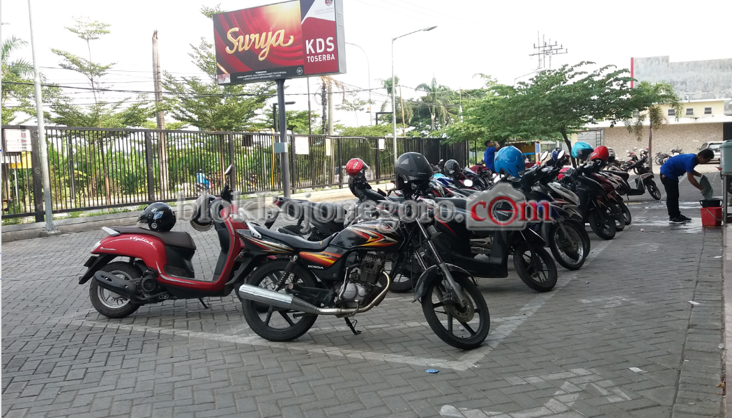 Dampak Corona, Swalayan Sepi Pengunjung