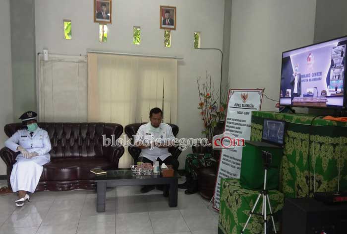 Begini Jalannya Pelantikan Kades di Kecamatan Kota Lewat Video Conference