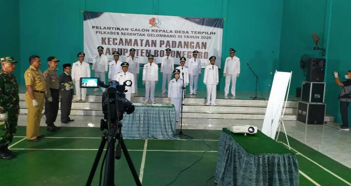 Lantik 109 Kepala Desa, Bupati Berpesan Warga Bojonegoro Tunda Mudik