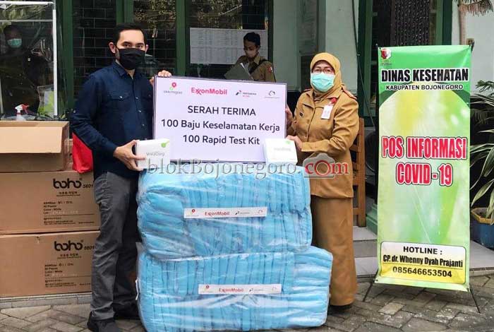EMCL Menyerahkan Rapid Test Kit dan Baju Keselamatan Kerja