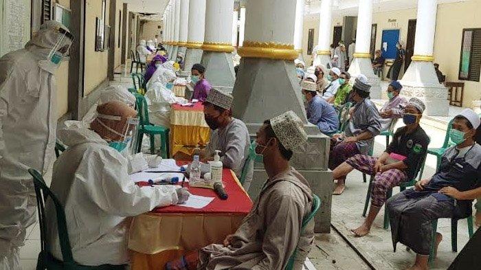 127 Santri Temboro Pulang ke Bojonegoro Jalani Tes Cepat, ini Hasilnya