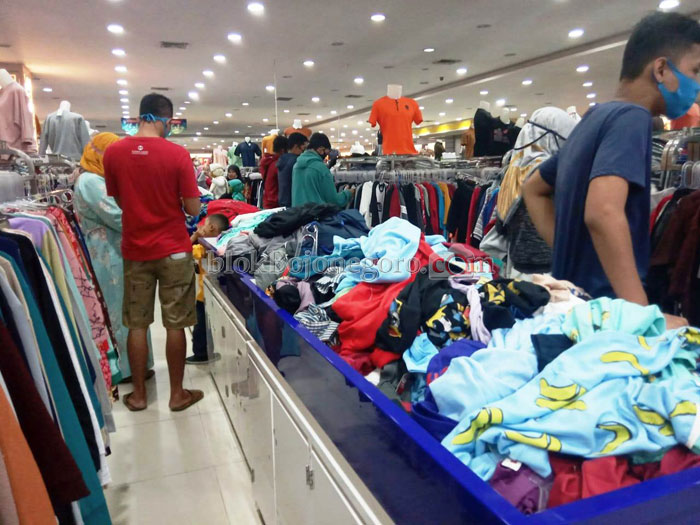 Pasar Modern Tidak Indahkan Aturan, ini Sanksinya. . .