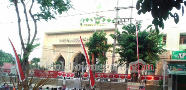 Masjid Agung Darussalam Bojonegoro Tiadakan Salat Ied